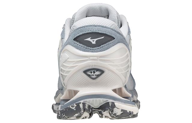 Mizuno Prophecy Ls