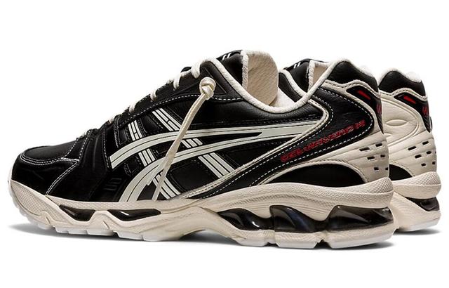 Asics Gel-Kayano 14