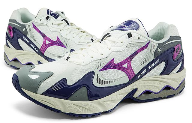 Mizuno Wave Solar