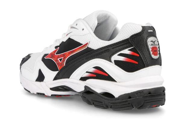 Mizuno Wave Rider 10