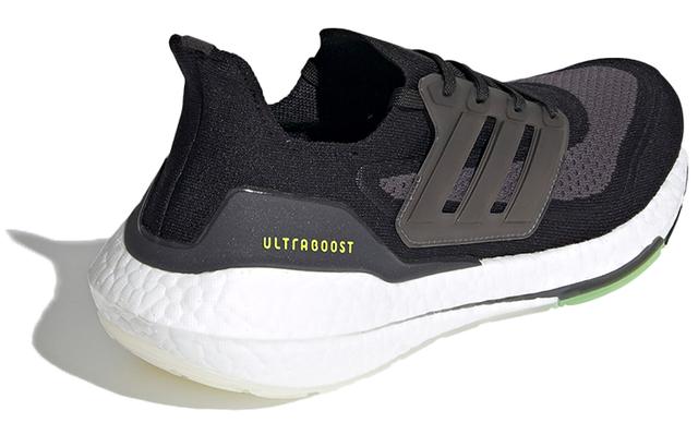 adidas Ultraboost 21