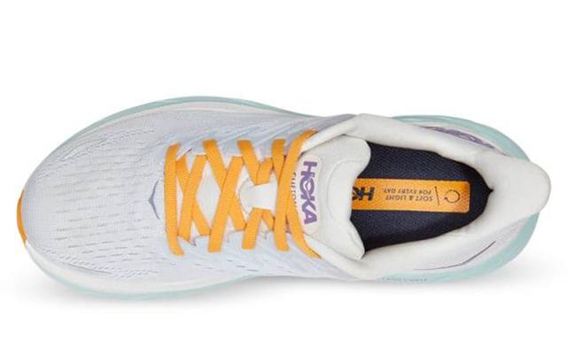 HOKA ONE ONE Clifton 8