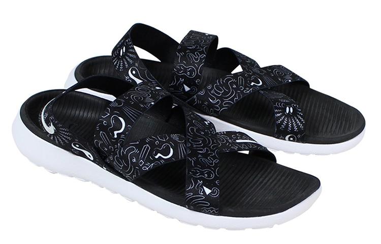 Nike Roshe One Sandal Print