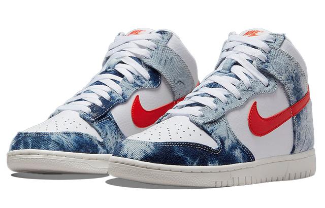 Nike Dunk "Washed Denim"