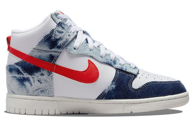 Nike Dunk "Washed Denim"