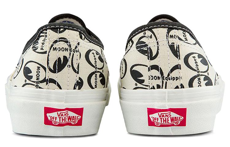 Vans Style 44 Mooneyes