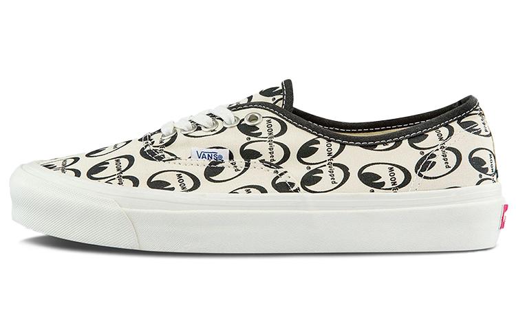 Vans Style 44 Mooneyes