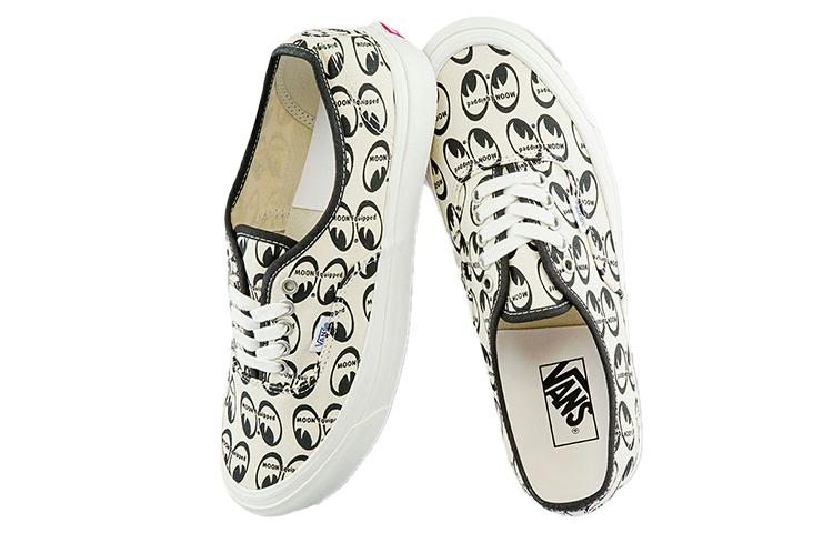 Vans Style 44 Mooneyes