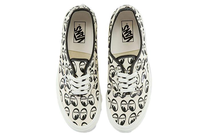 Vans Style 44 Mooneyes