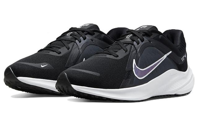 Nike Quest 5