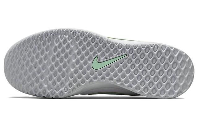 Nike Zoom Court Lite 3