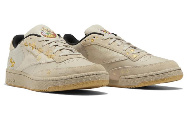 Looney Tunes x Reebok Club C 85