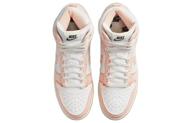 Nike Dunk "Arctic Orange"