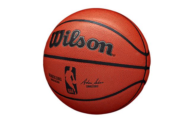 Wilson x NBA 7 PU