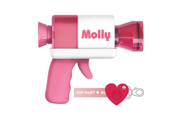 POP MART MOLLY Heart Signal Molly