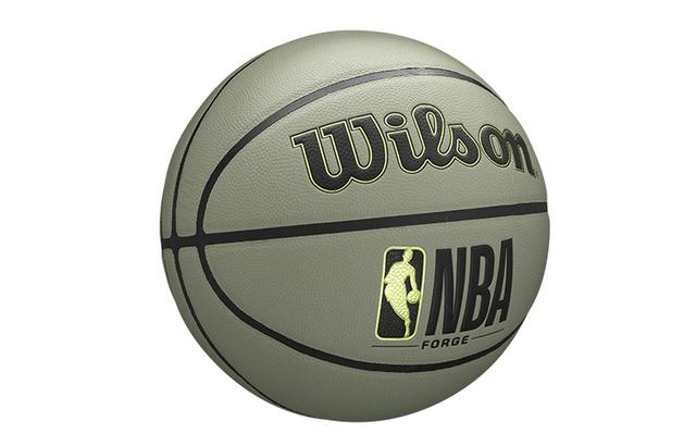 Wilson x NBA 7 PU