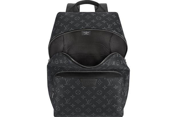 LOUIS VUITTON Discovery PM