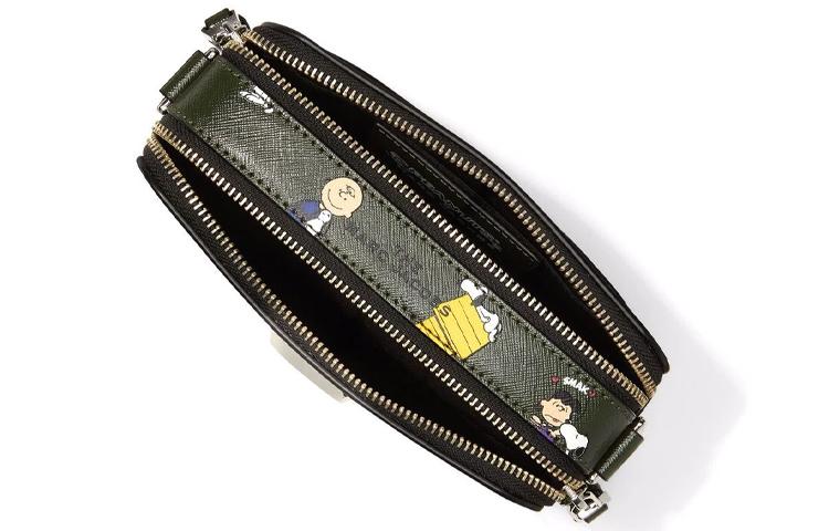 MARC JACOBS x PEANUTS Logo