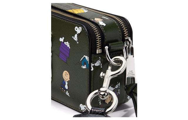 MARC JACOBS x PEANUTS Logo