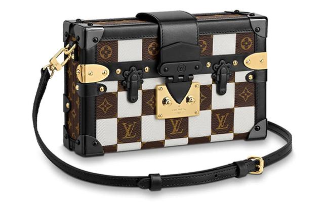 LOUIS VUITTON Petite Malle