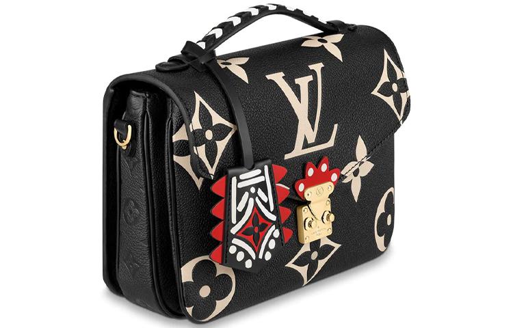 LOUIS VUITTON Crafty Pochette Metis