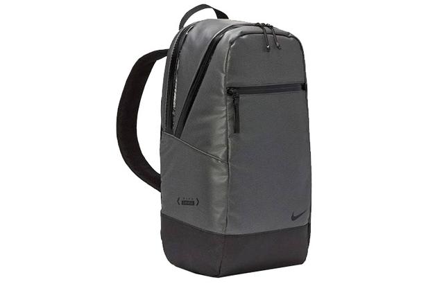 Nike Essential Backpack logo