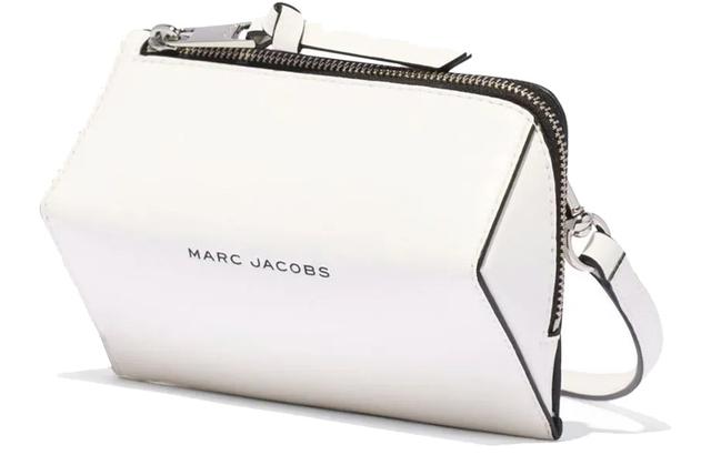 MARC JACOBS MJ logo