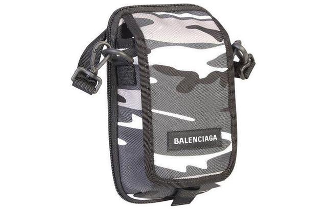 Balenciaga LOGO