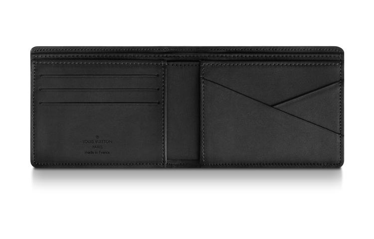 LOUIS VUITTON Multiple Wallet