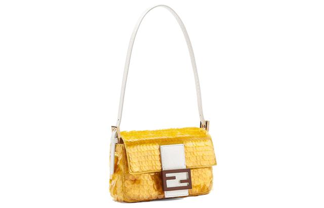 FENDI Baguette 1997 Logo 21