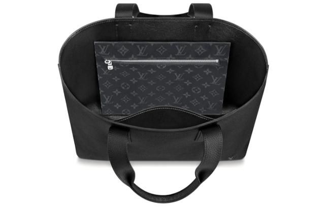 LOUIS VUITTON Cabas Voyage