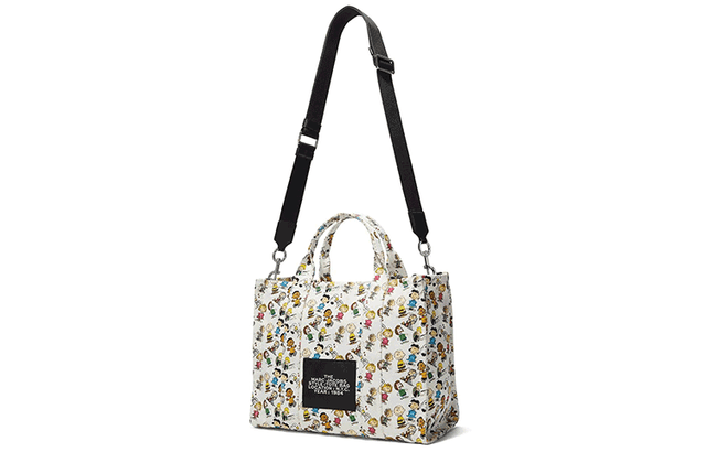MARC JACOBS x Peanuts The Traveler