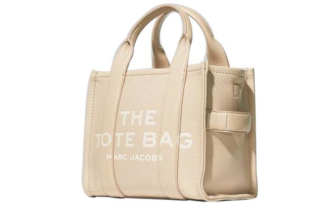 MARC JACOBS MJ The Mini Traveler logo