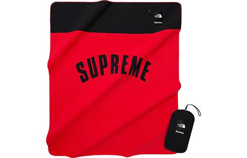 Supreme SS19 x The North Face Arc Logo Denali Fleece Blanket Red