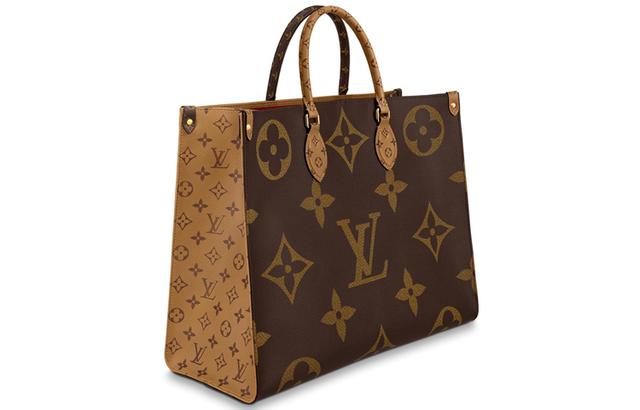 LOUIS VUITTON ONTHEGO GMLogo Tote