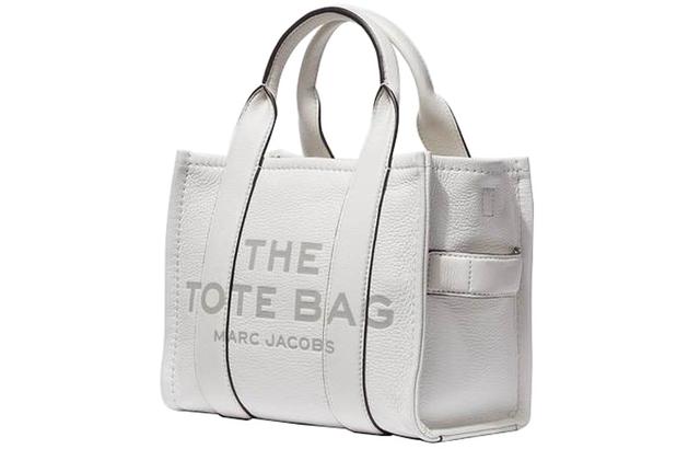 MARC JACOBS MJ The Mini Traveler logo