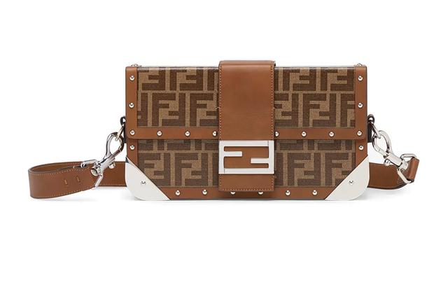 FENDI Baguette Trunk LogoFF