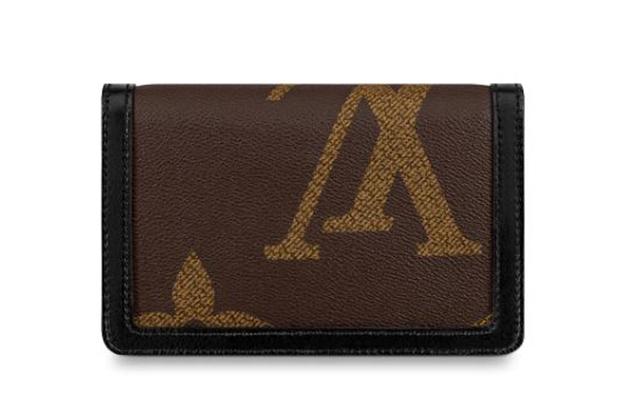 LOUIS VUITTON Dauphine Logo