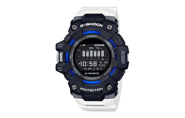 CASIO G-SQUAD G-SHOCK GPS LED GBD-100-1A7PR-person