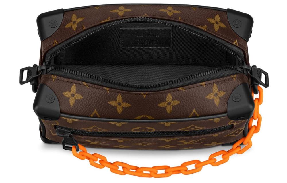 LOUIS VUITTON SOFT TRUNK