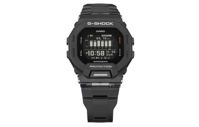 G-SHOCK G-SQUAD GPS LED GBD-200-1PR-person