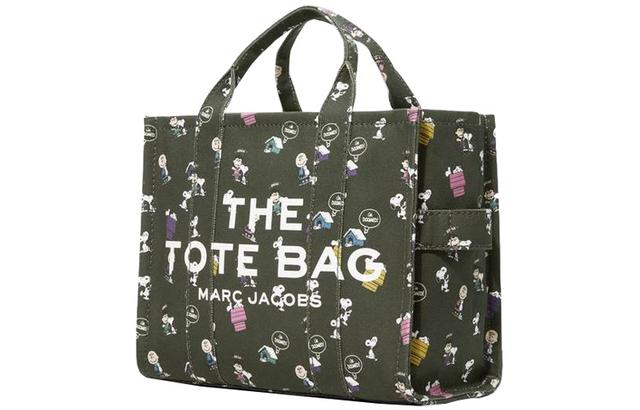 MARC JACOBS PEANUTS MJ The Traveler logo