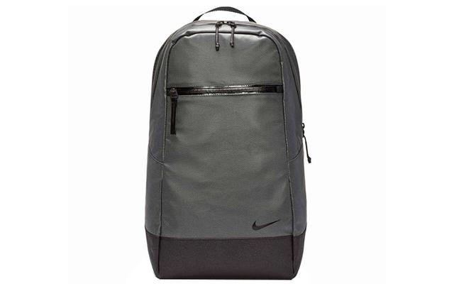 Nike Essential Backpack logo