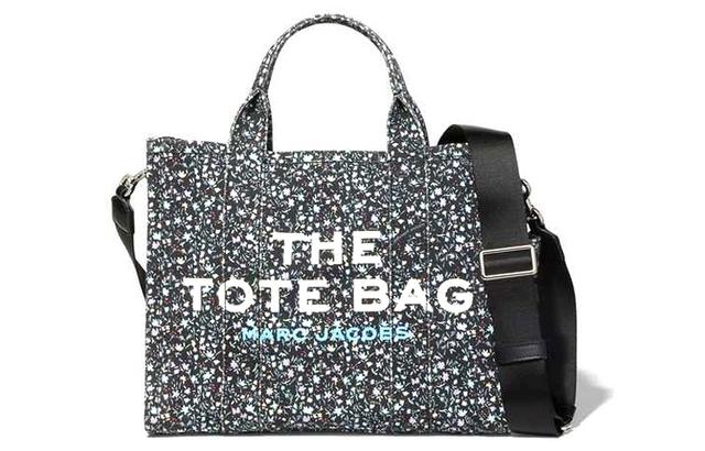 MARC JACOBS The Traveler Tote