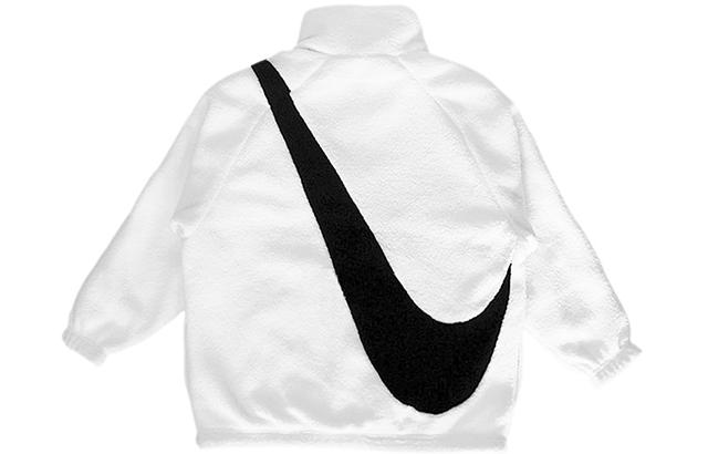 Nike Sportswear Swoosh Logo