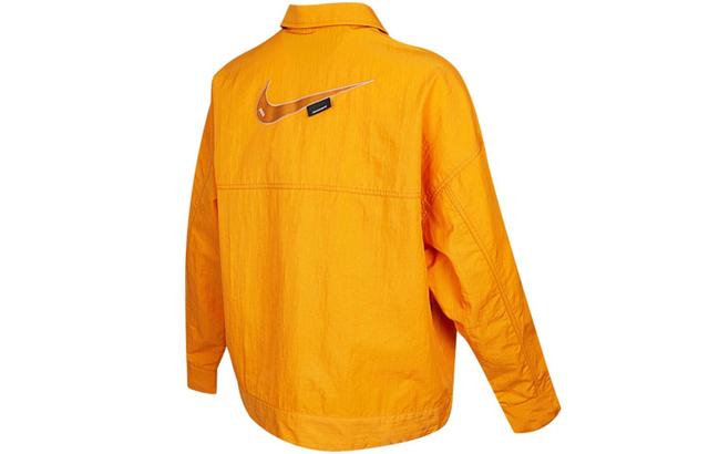 Nike Sportswear Swoosh Logo