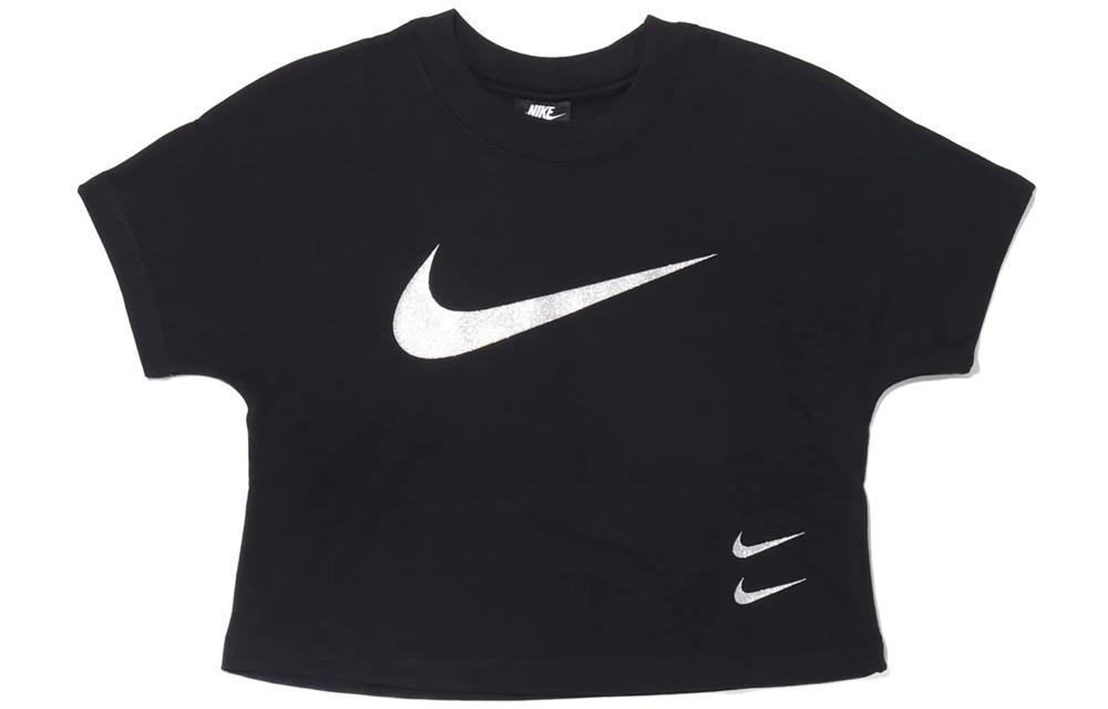 Nike Sportswear Swoosh LogoT