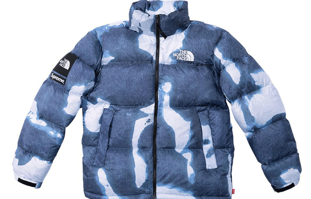 Supreme x THE NORTH FACE FW21 TNF Bleached Denim Print Nuptse Jacket