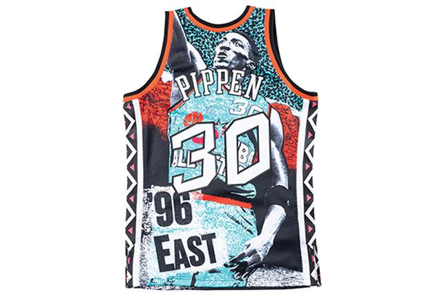 Mitchell Ness NBA Swingman Big 1996