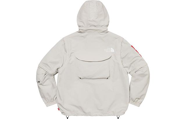 Supreme x x THE NORTH FACE Logo